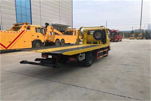 讷河非事故拖车