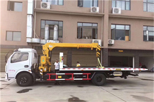 讷河附近汽车轮胎更换