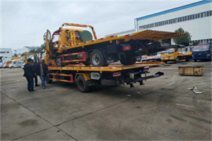 讷河同城汽车补胎